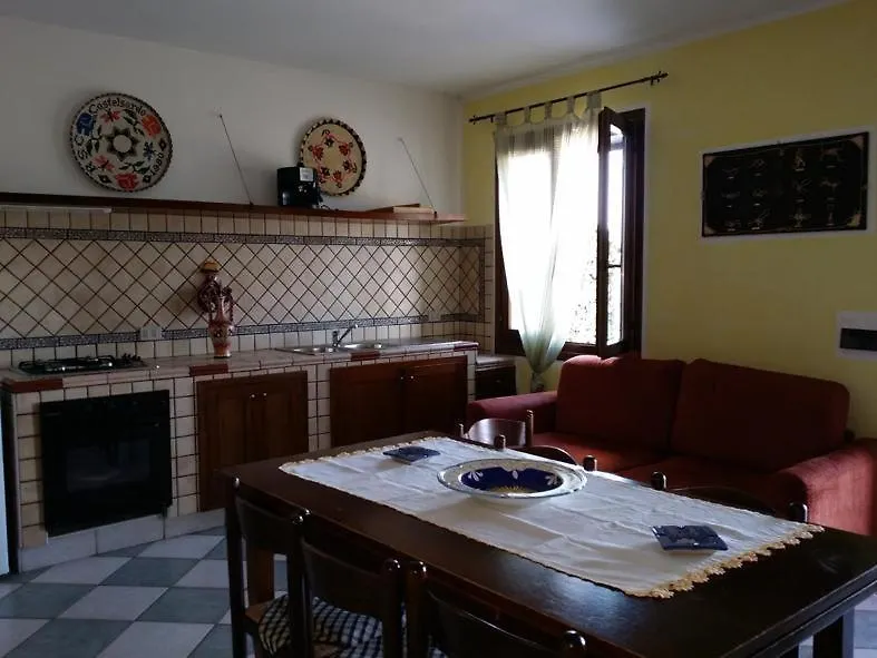 Villa La Rocca Lu Bagnu 0*,  Olaszország